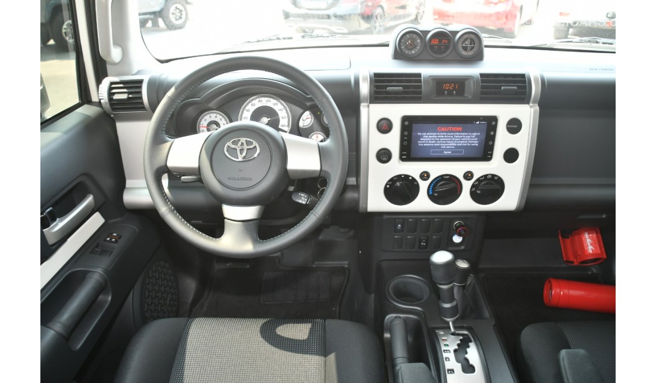 Toyota FJ Cruiser GXR Under Warranty 2018 GCC