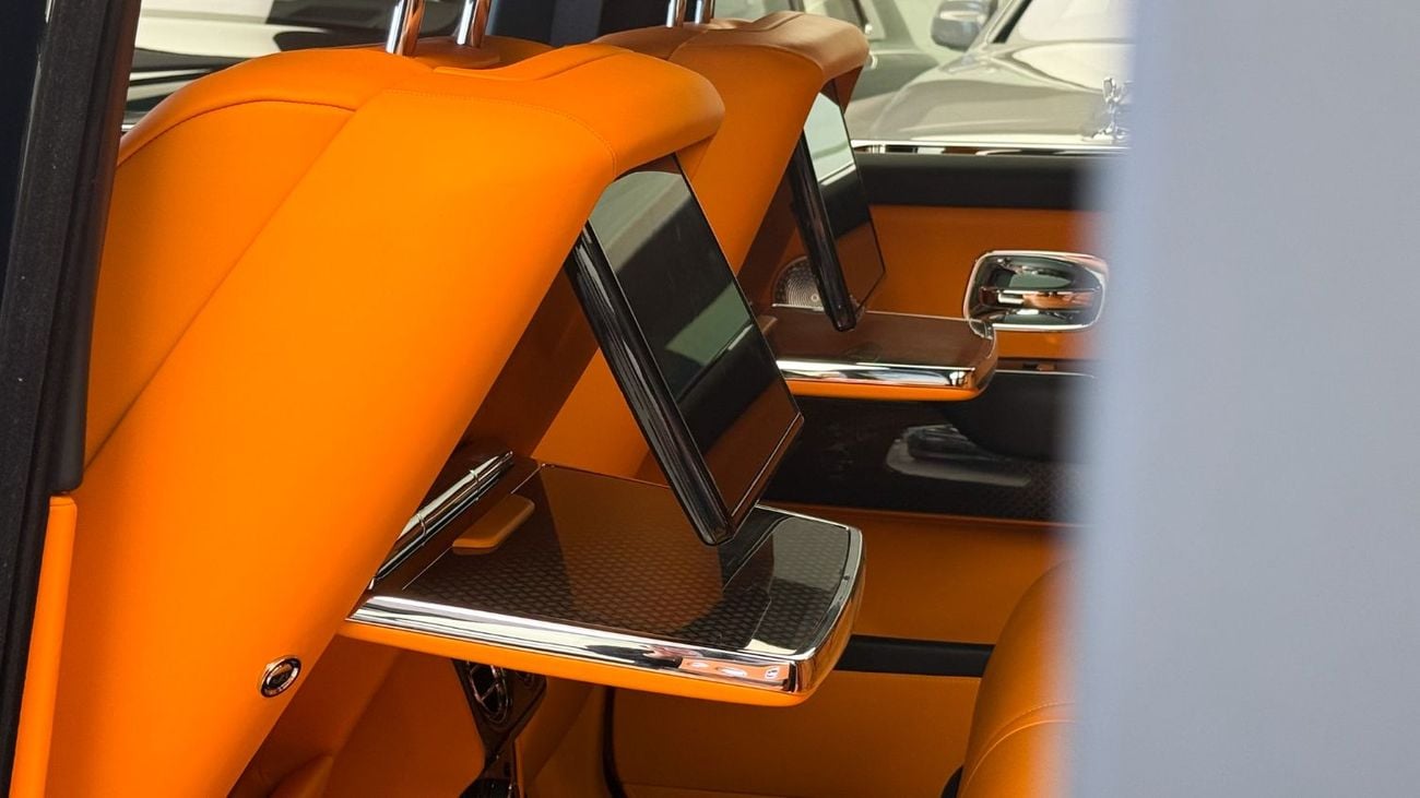 Rolls-Royce Cullinan Rolls Royce Cullinan - Black Badge - 2025