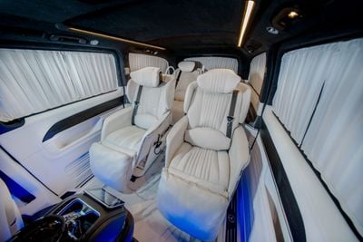 مرسيدس بنز V 300 Luxury VIP Van | Reclining Seats | Fridge | Starlight Roof