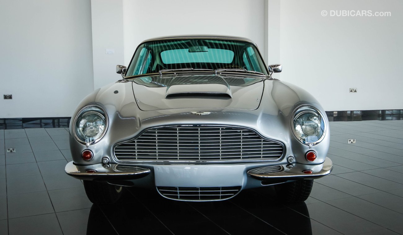 Aston Martin DB6