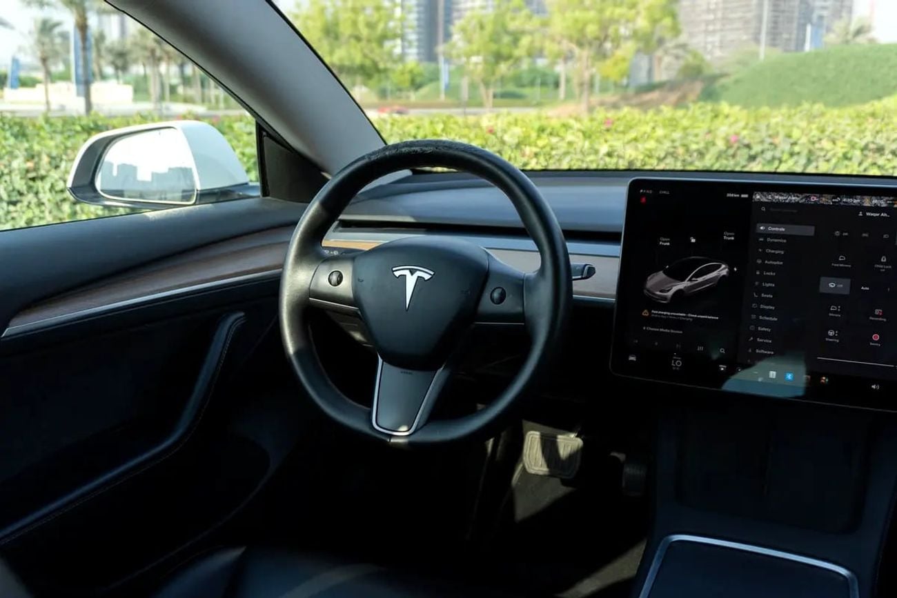 تسلا موديل 3 GCC Spec