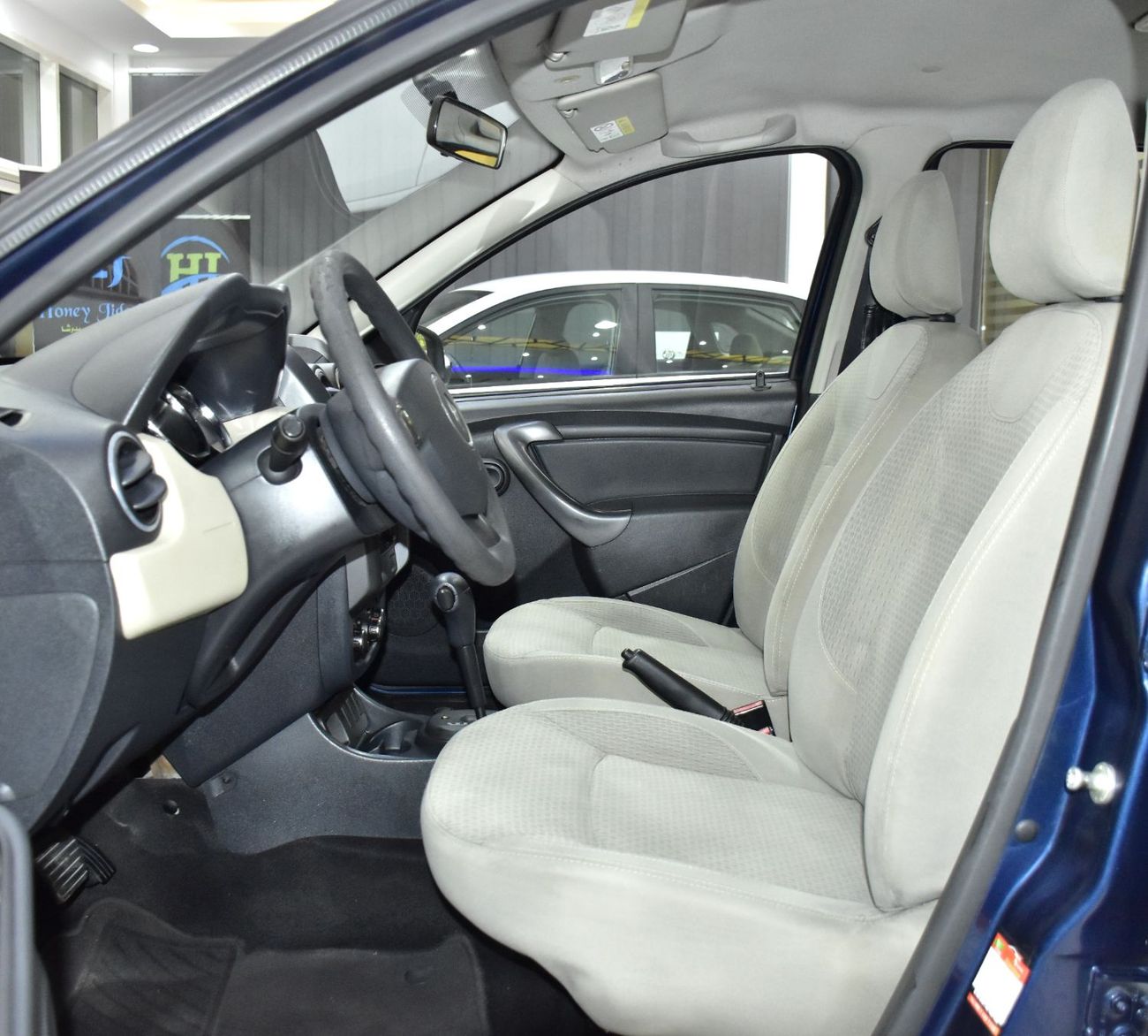 Renault Duster EXCELLENT DEAL for our Renault Duster ( 2017 Model ) in Blue Color GCC Specs