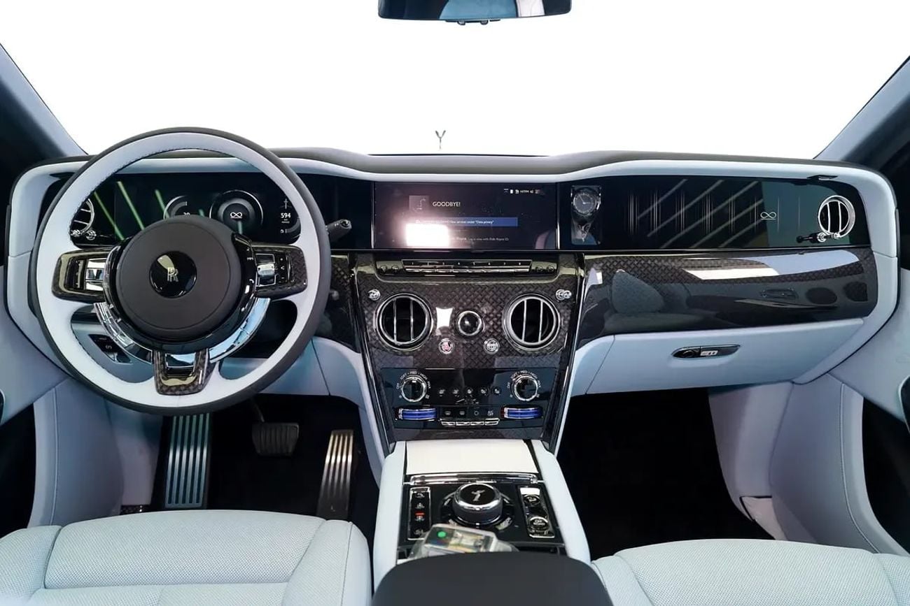 Rolls Royce Cullinan BLACK BADGE