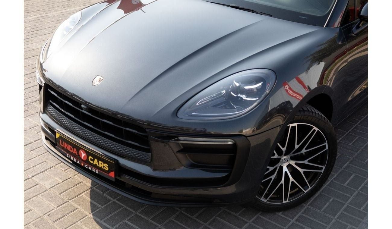 بورش ماكان Std 2.0L (252 HP) Porsche Macan 2023 GCC under Agency Warranty and Service Contract with Flexible Do