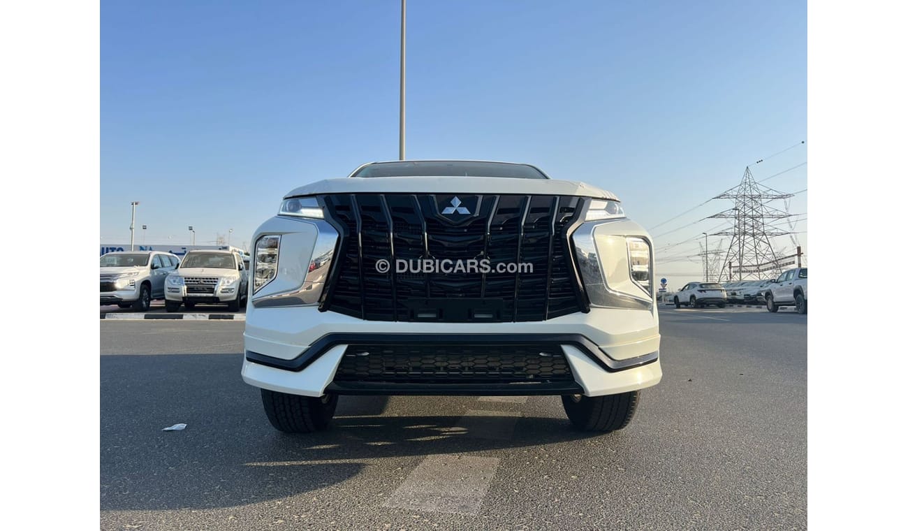 Mitsubishi Montero Montero Sport 2022 3.0L D49 | GCC specs 4x4 (Sunroof) | Body Kit | Exterior White