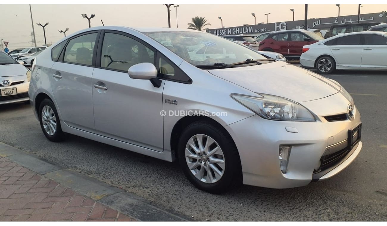 Toyota Prius+ Toyota Prius Plug-in Hybrid