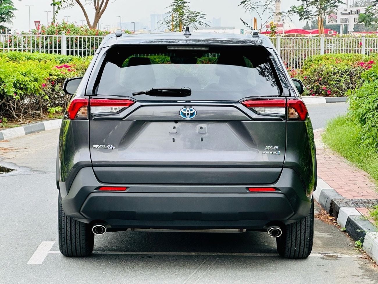 Toyota RAV4 XLE HEV 2022 Model XLE Hybrid 2.5L V4 Full Option Very Clean And Perfect condition
