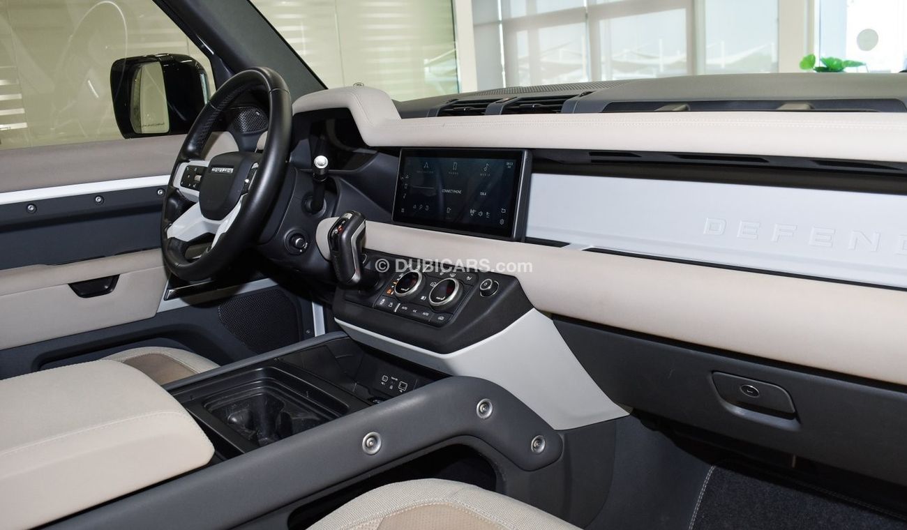 Land Rover Defender Launch Edition