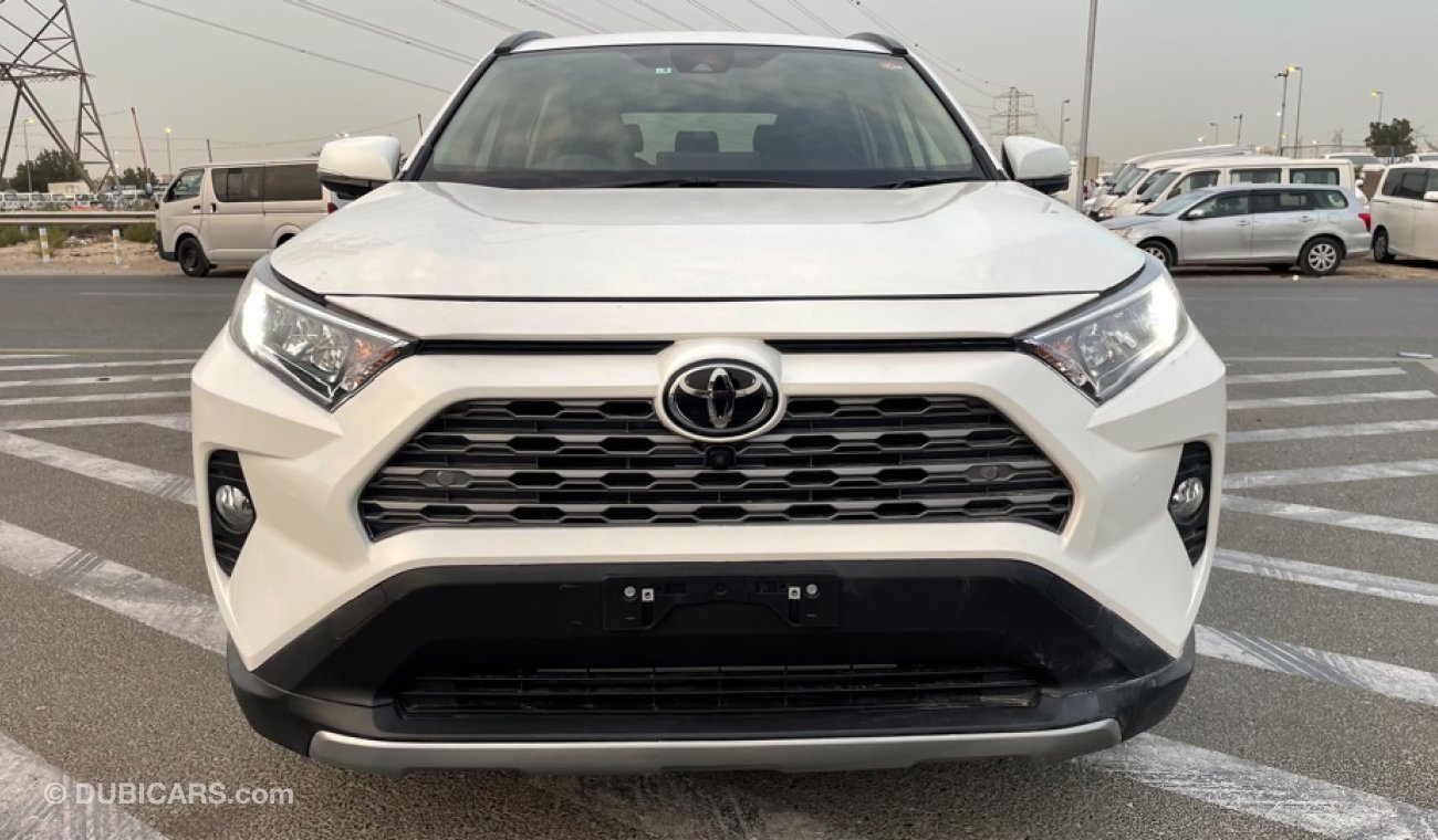 تويوتا راف ٤ TOYOTA RAV4 2021