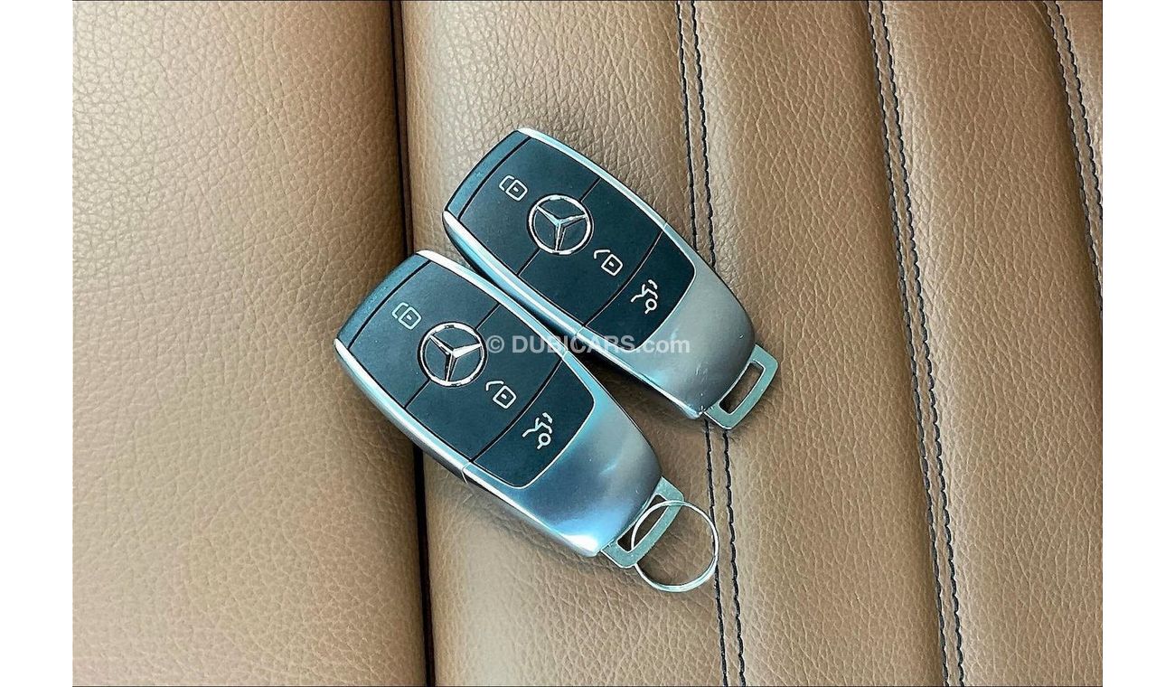 Mercedes-Benz C 200 Premium (AMG Line)