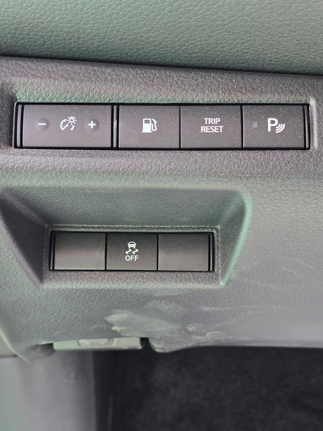 Nissan XTerra Platinum 2.5L AWD