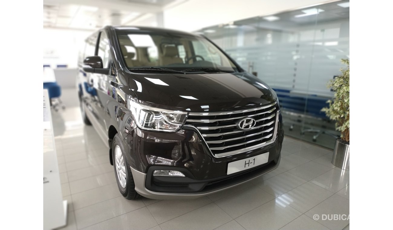 Hyundai H-1 HYUNDAI H1 9 SEATS 2019 MODEL