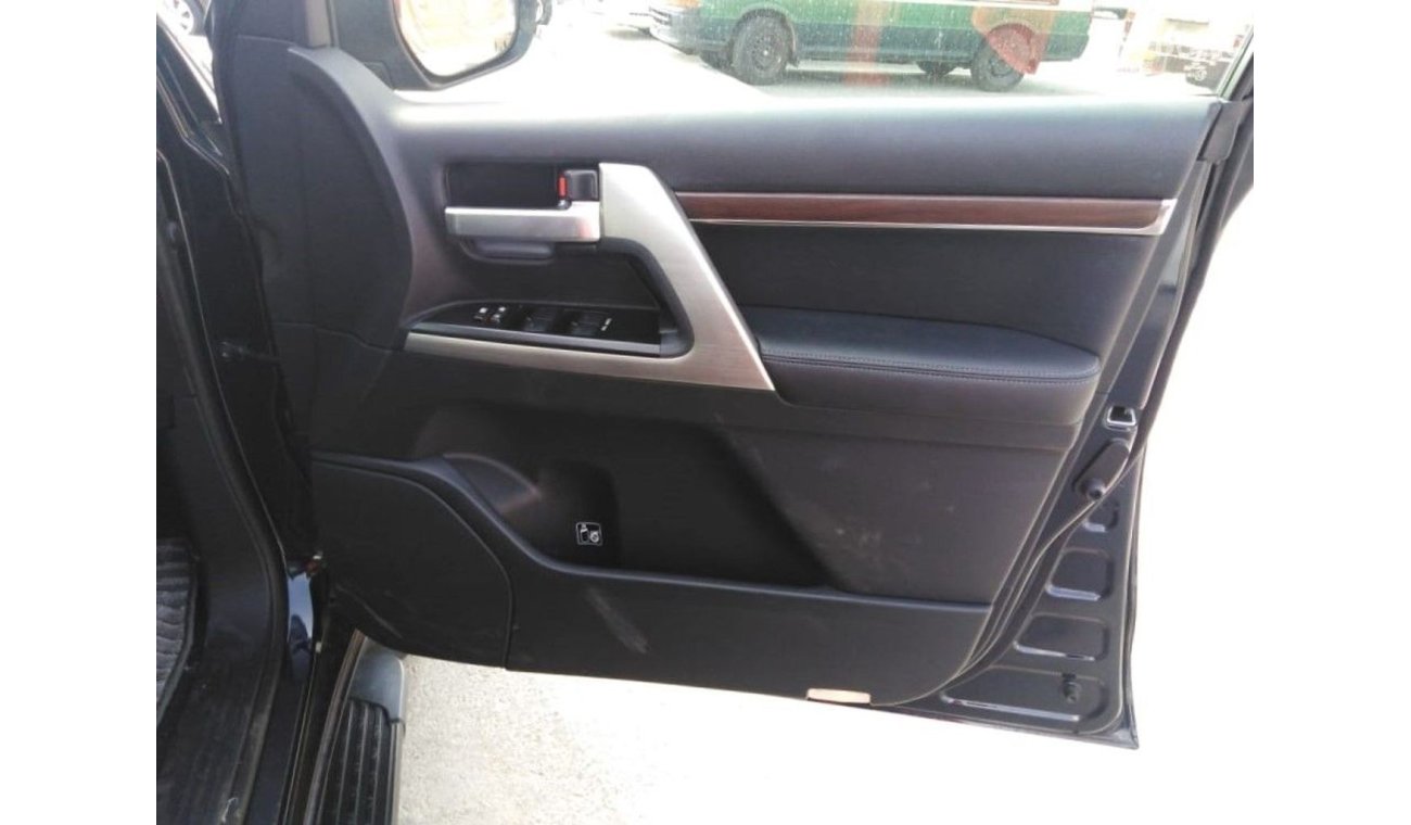 Toyota Land Cruiser Land Cruiser v8 RIGHT HAND DRIVE (Stock no PM36)