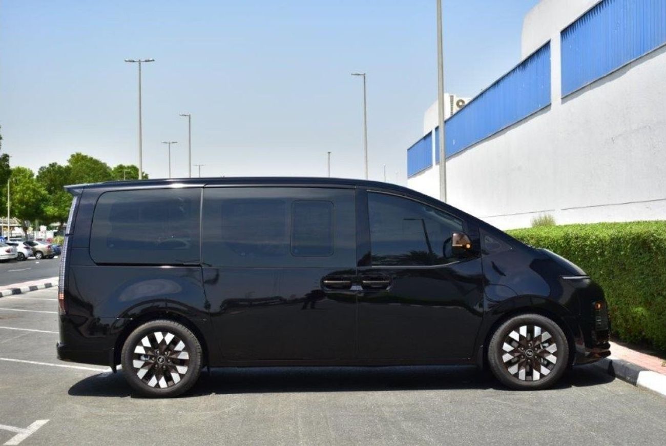 Hyundai Staria VIP 7 Seater