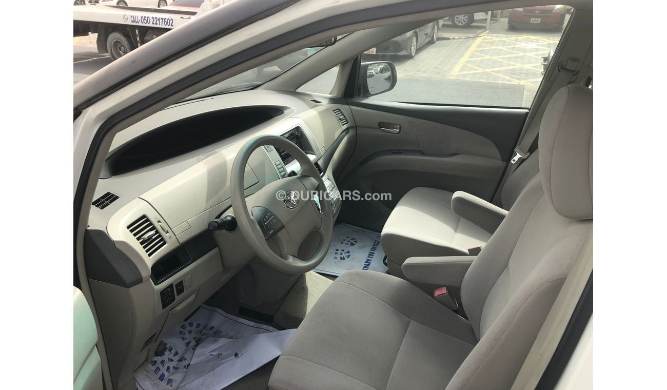 تويوتا بريفيا Toyota Previa model:2007. Excellent condition