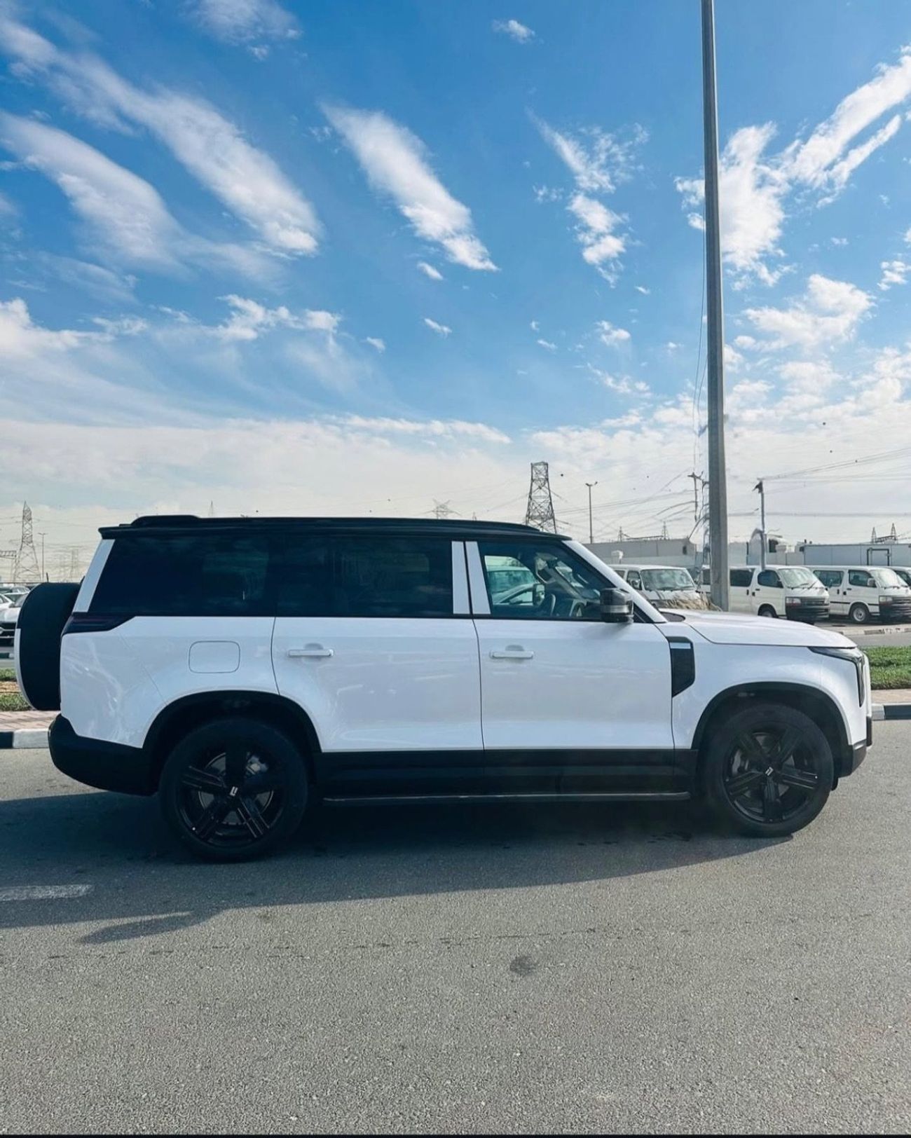 ROX 01 ROX01 2025 – Long Range, 6-Seater VIP Edition