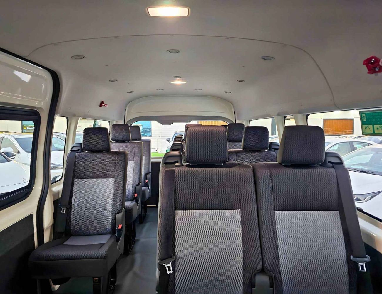 Toyota Hiace HIGHROOF DX PASSENGER / 13 SEATER / 2.8L DIESEL M/T / BLACK BUMPER / CODE# H28PD