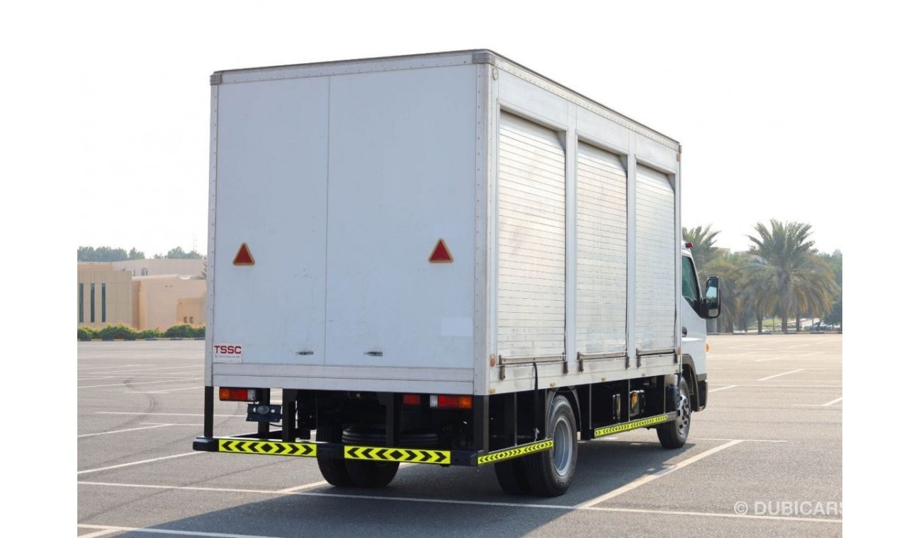 Mitsubishi Canter | Long Chassis | Shutter Box Water Body | Excellent Condition | GCC