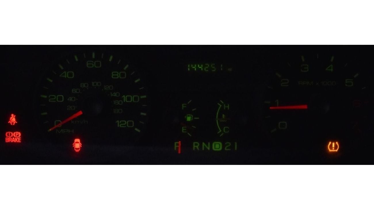 Ford Crown Victoria EXCELLENT DEAL for our Ford Crown Victoria ( 2008 Model ) in Grey Color American Specs