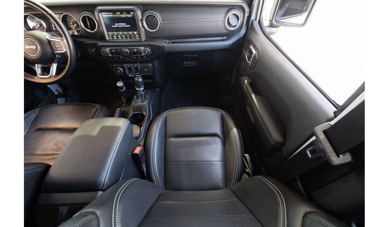 جيب رانجلر Sahara 3.6L A/T (5 Seater) Jeep Wrangler Sahara 2022 GCC under Agency Warranty with Flexible Down-Pa