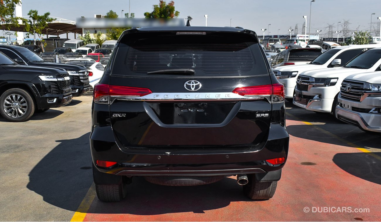 Toyota Fortuner SR5