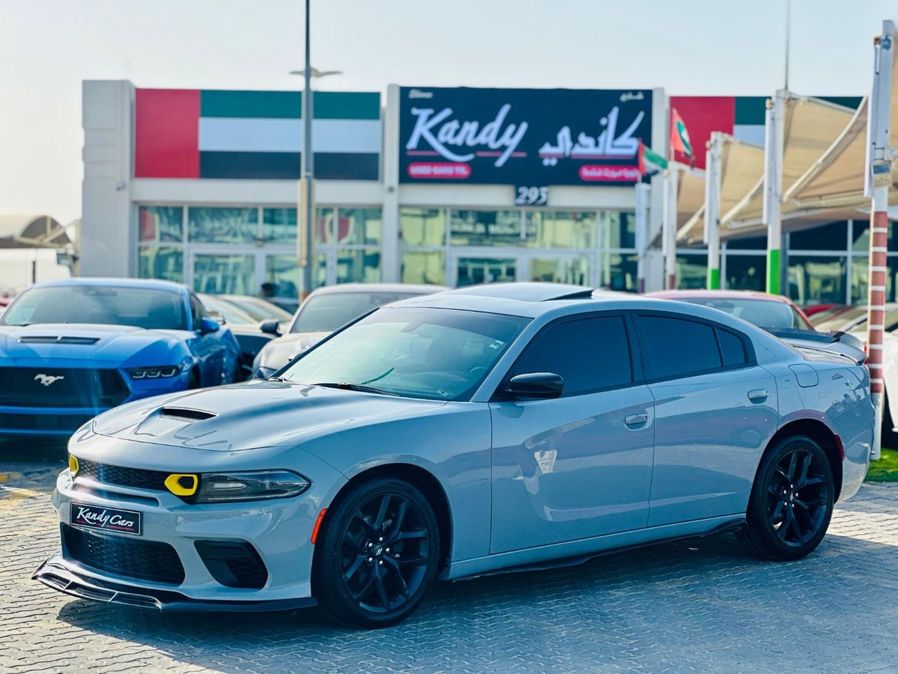 دودج تشارجر SXT 3.6L | Monthly 1270 | 0% DP | Sunroof | Alcantara Seats | Touch Screen | # 40102