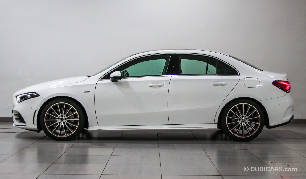 Mercedes-Benz A 250 SALOON VSB 28917 DECEMBER SPECIAL OFFER