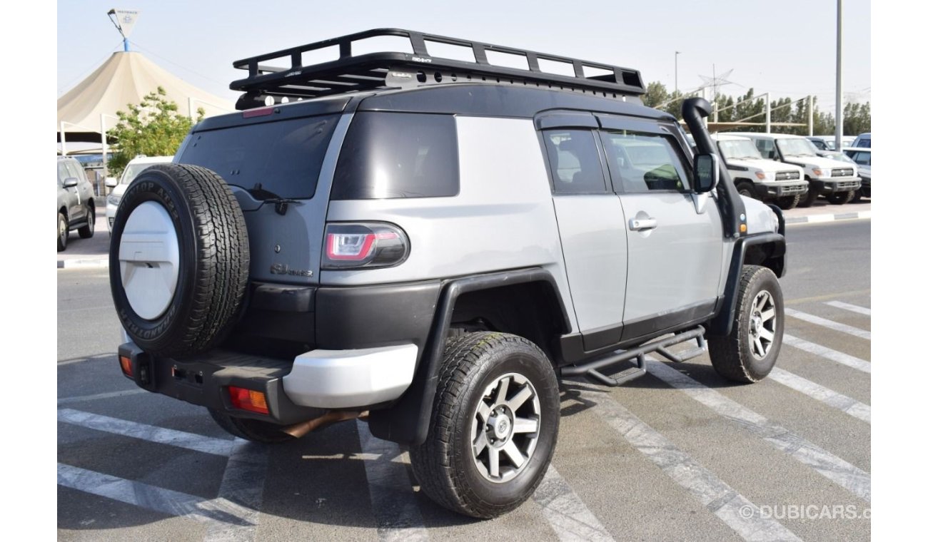 تويوتا إف جي كروزر petrol 4.0L right hand drive 2016 model 4X4