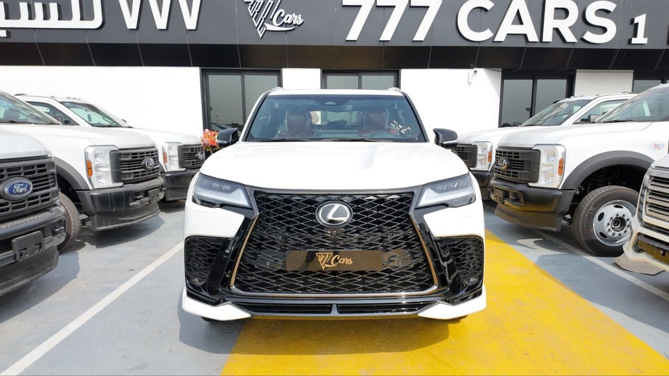 لكزس LX 700h F Sport