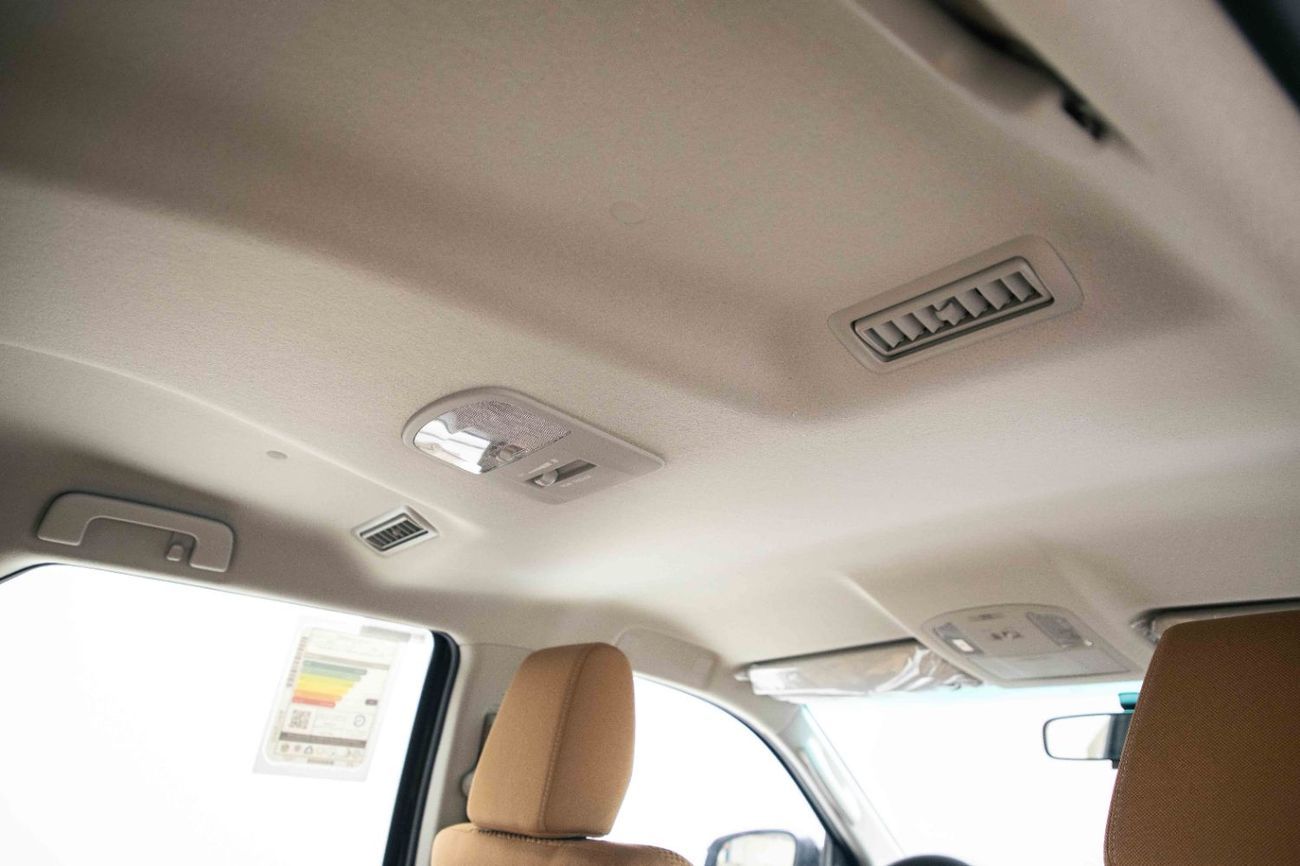 تويوتا فورتونر 2.7L - Attitude Black Inside Chamois | Export Only