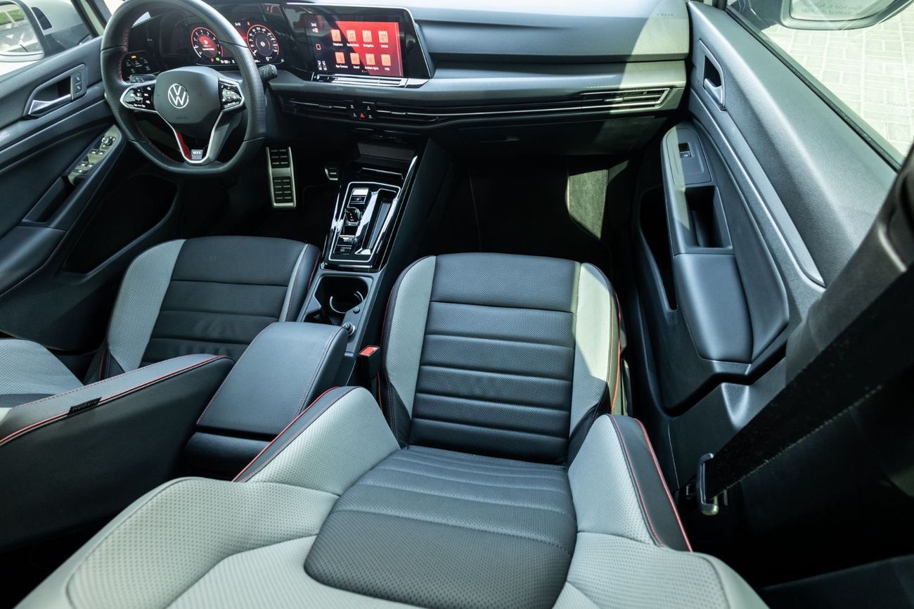 فولكس واجن جولف GTI Sport 2.0T