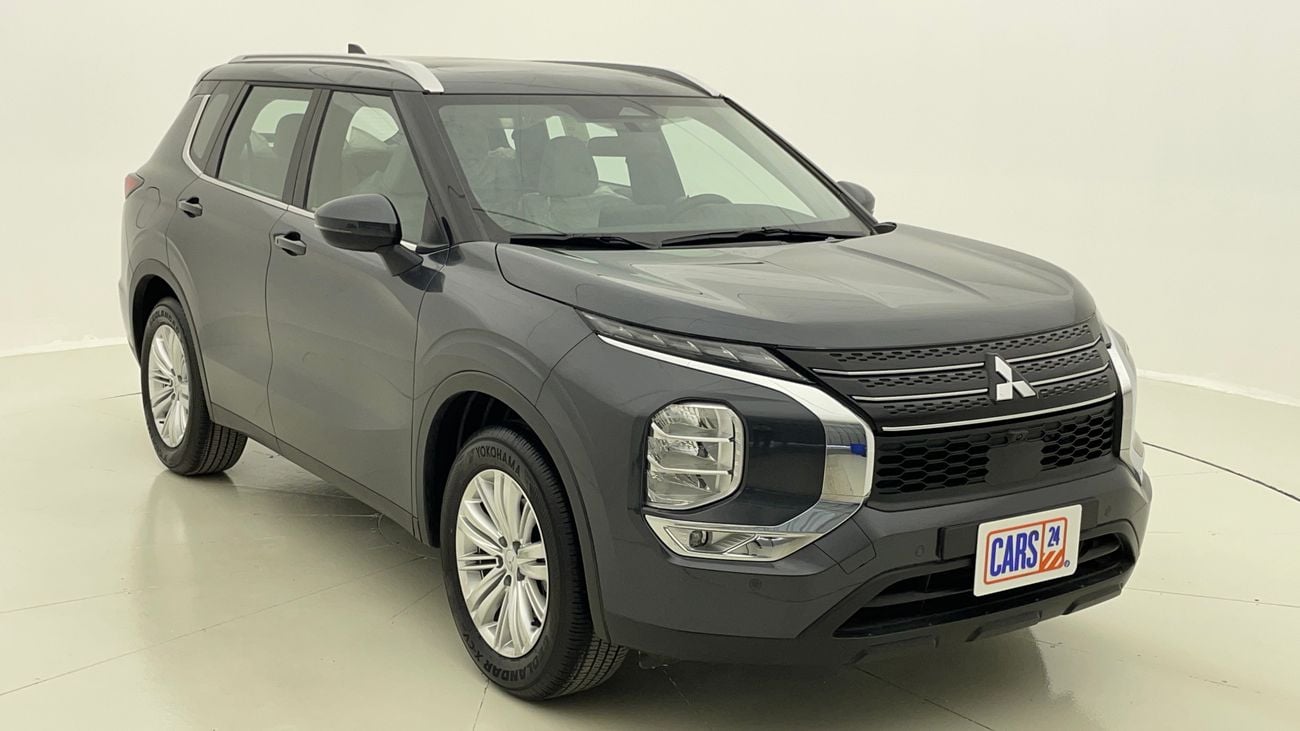 ميتسوبيشي آوتلاندر MIDLINE WITH SUNROOF 2.5 | بدون دفعة مقدمة | اختبار القيادة في المنزل