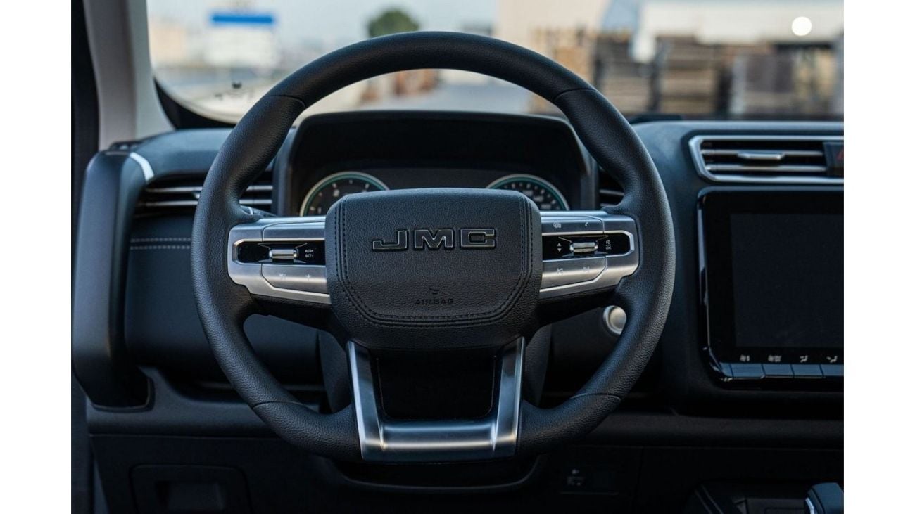 JMC Grand Avenue 2024 JMC Grand Avenue 2.3 DV 4X4 - Mica Green inside Black | Export Only