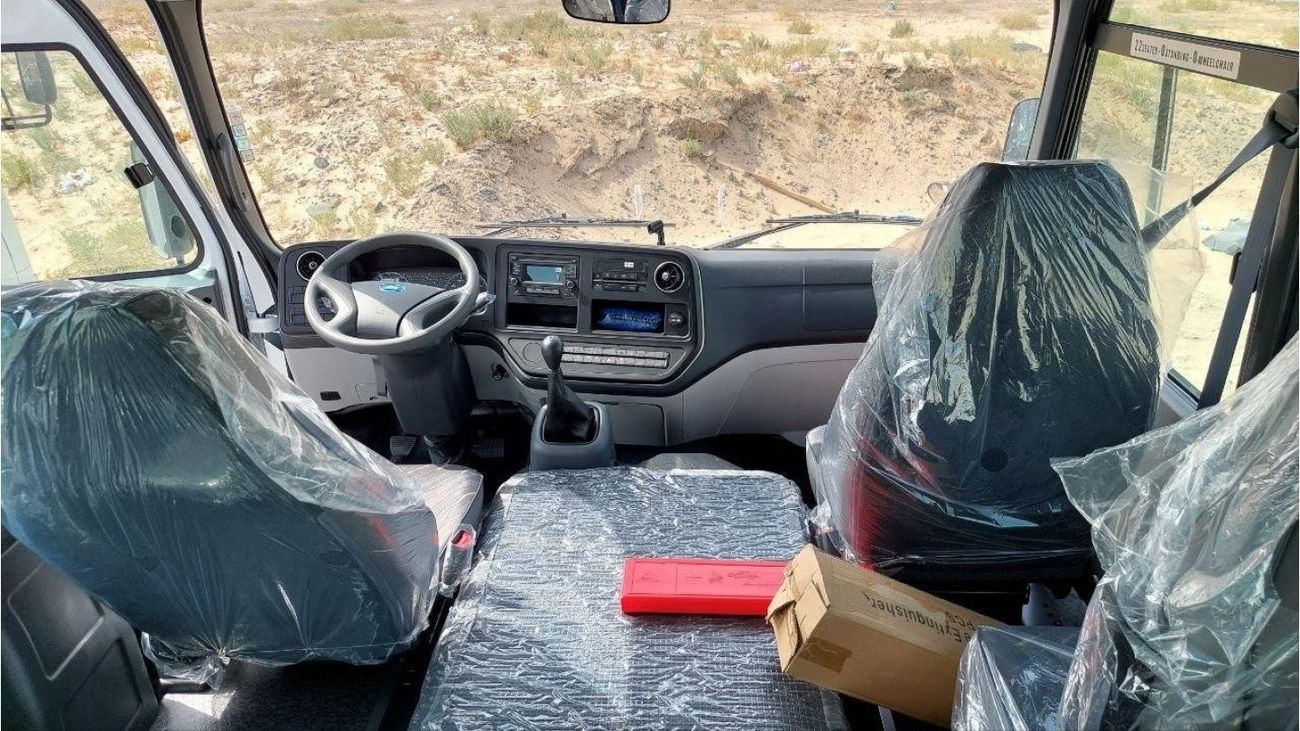 هيونداي كونتي Hyundai Country Bus 3.9L 23Seater 2024 Model Year