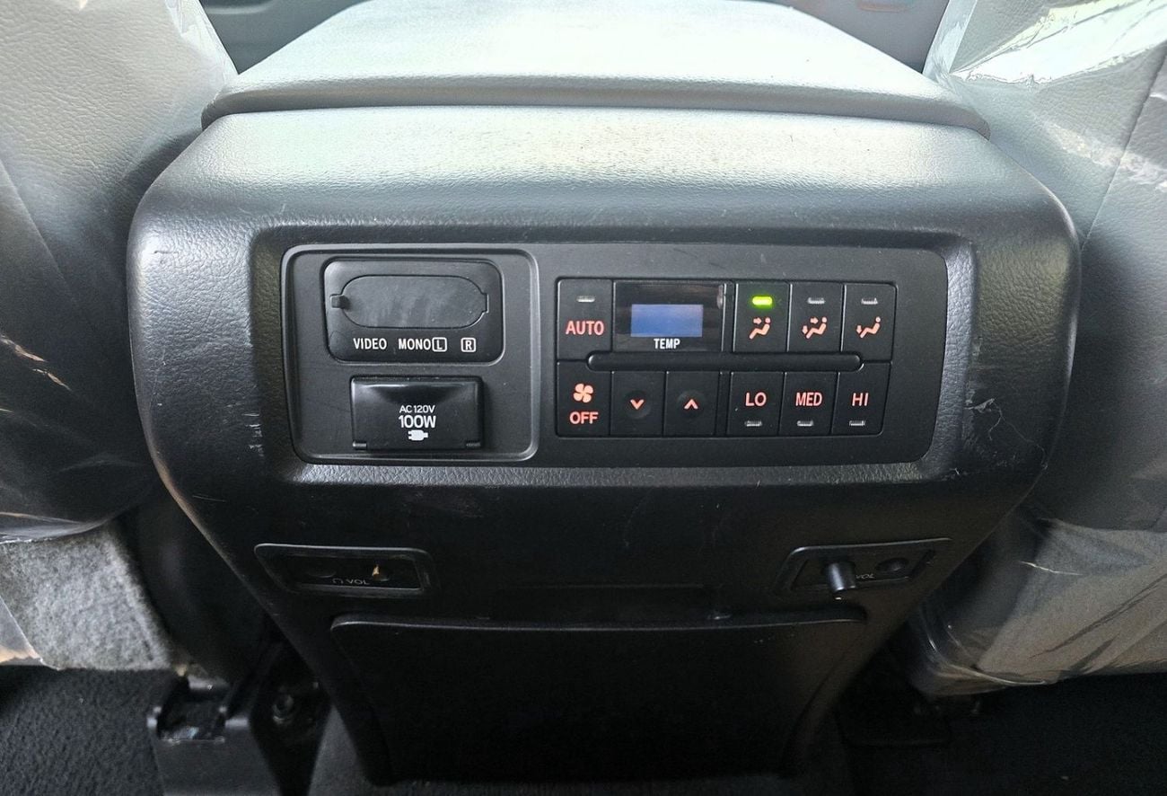 Toyota Sequoia Platinum 2020 USA specs