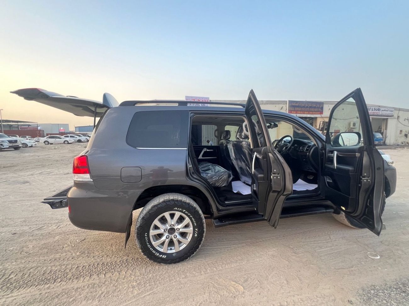 Toyota Land Cruiser 2018 RHD Diesel Engine Full Option Very Clean And Perfect Condition