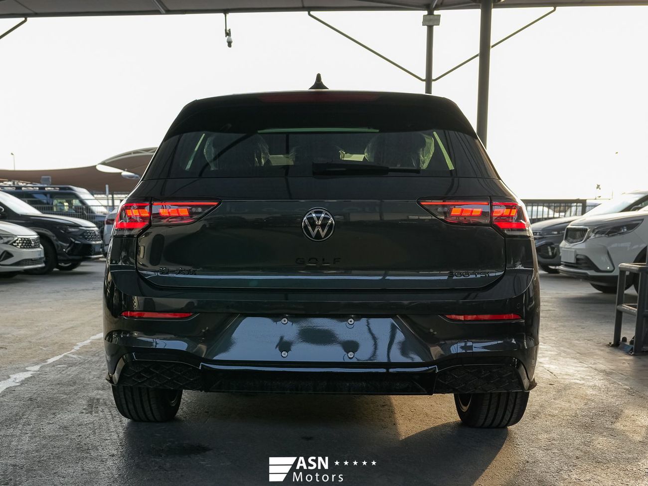 Volkswagen Golf R-Line Black Package Full Edition 2025 (Export Price)
