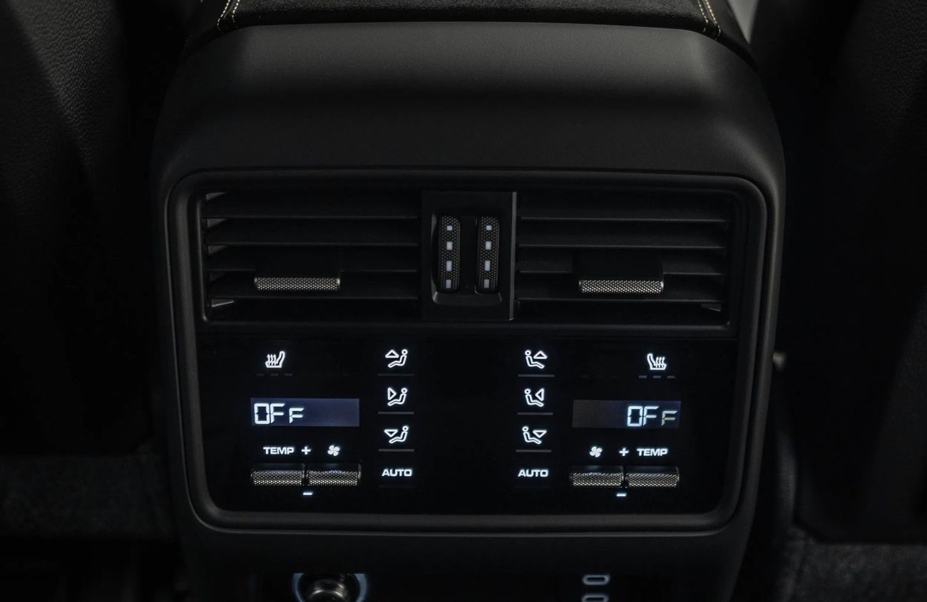 Porsche Cayenne 4.0L V8 Twin-Turbocharged Engine