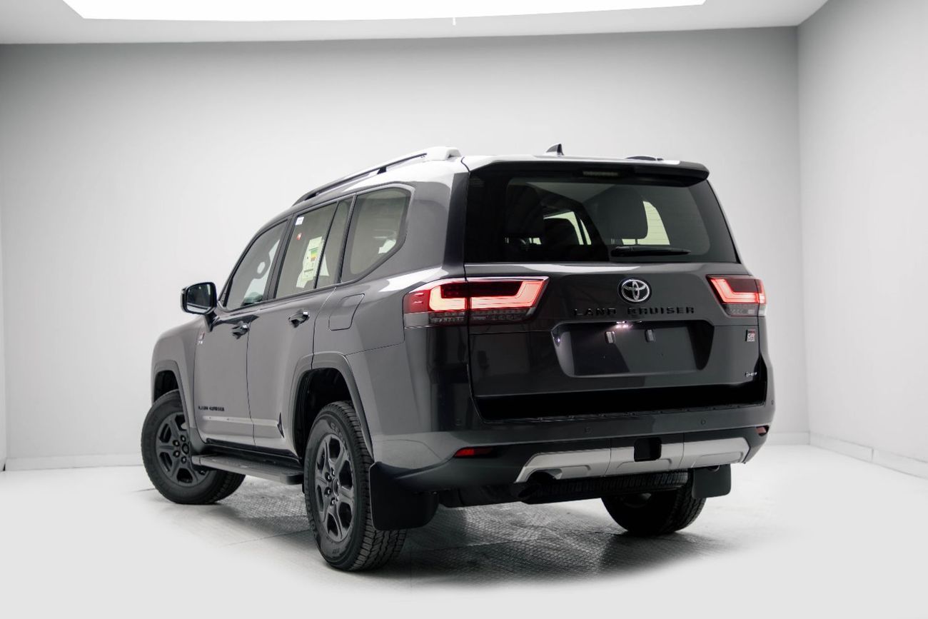 Toyota Land Cruiser GRS 3.5L - Grey Mettalic Inside Maroon | Export Only