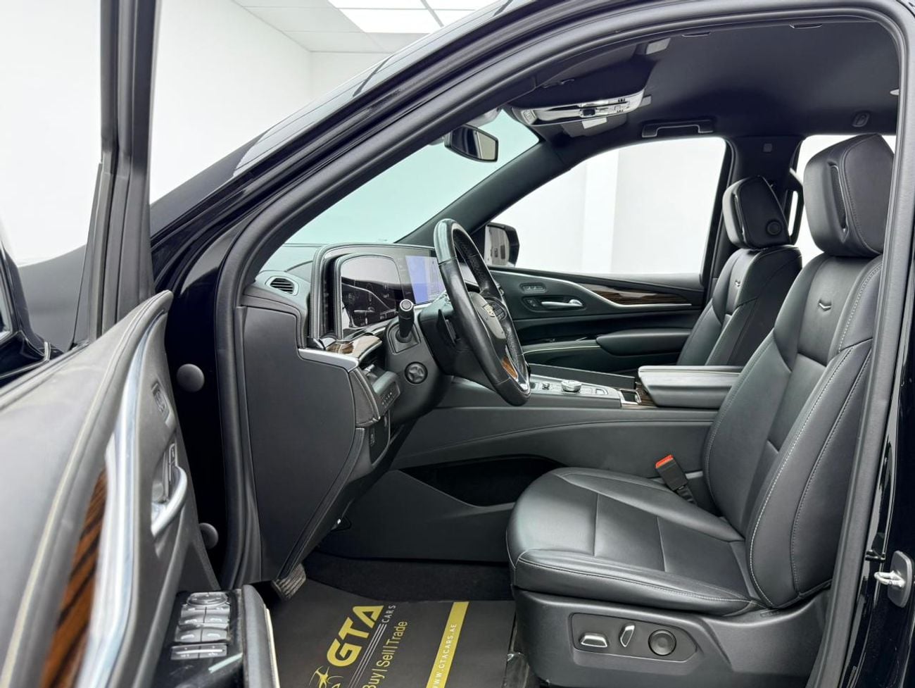 Cadillac Escalade 2022 Cadillac Escalade Premium, Cadillac Warranty+Full Service History, GCC Specs.