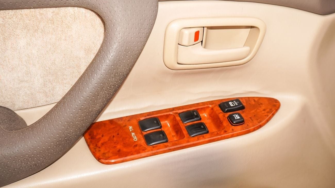 Toyota Land Cruiser GXR V6