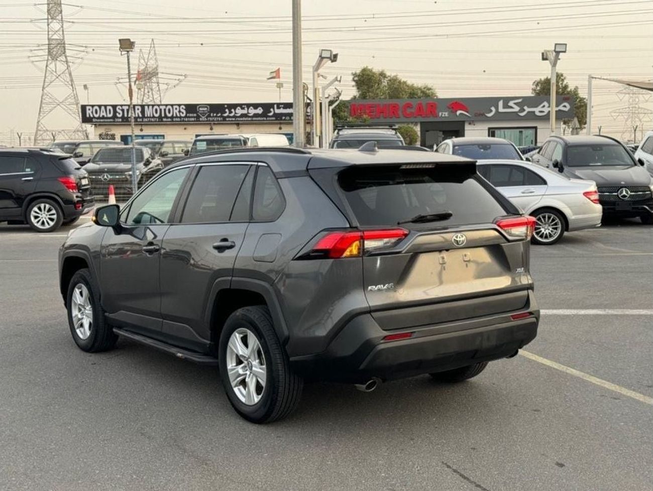Toyota RAV4 2021 XLE SUNROOF KEYLESS FULL OPTION US SPEC