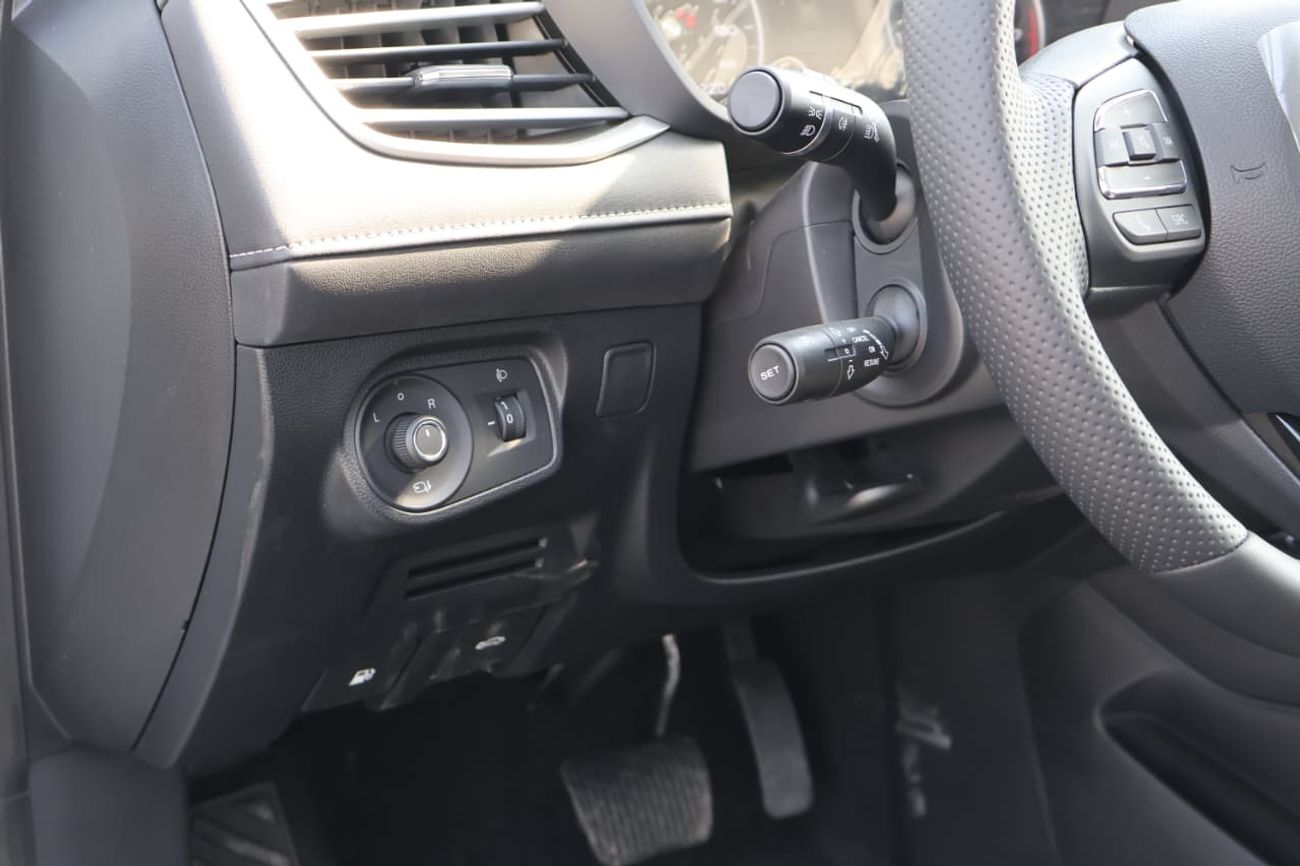 MG 5 2024 MG5 1.,5L AT Full option