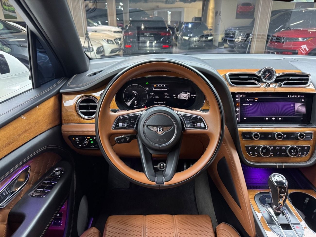 بنتلي بينتايجا Bentayga 4.0T