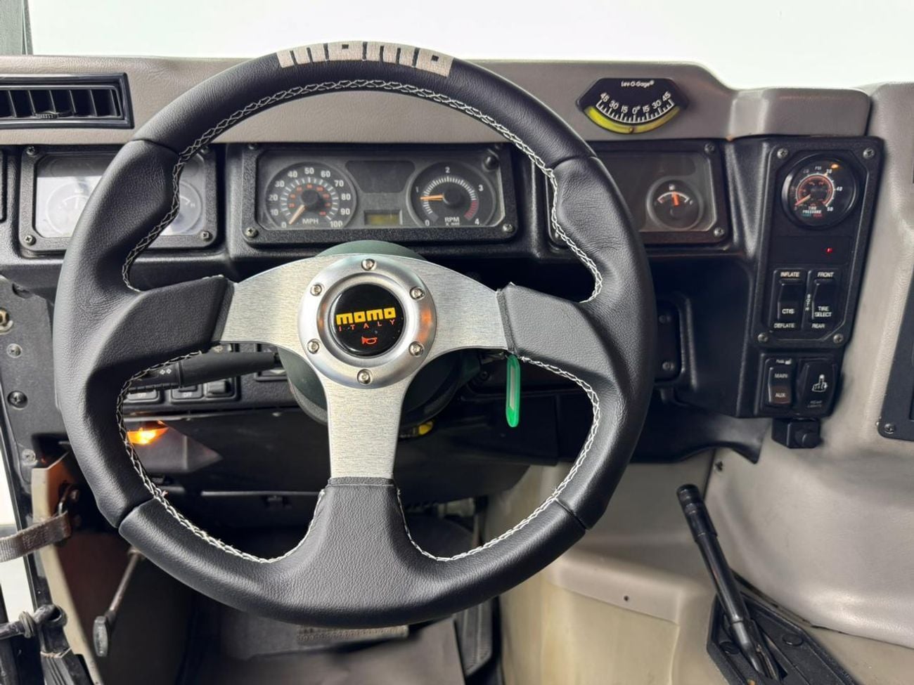 Hummer H1 STD 2002 Hummer H1, Apple CarPlay, Android Auto, Excellent Condition, American Specs