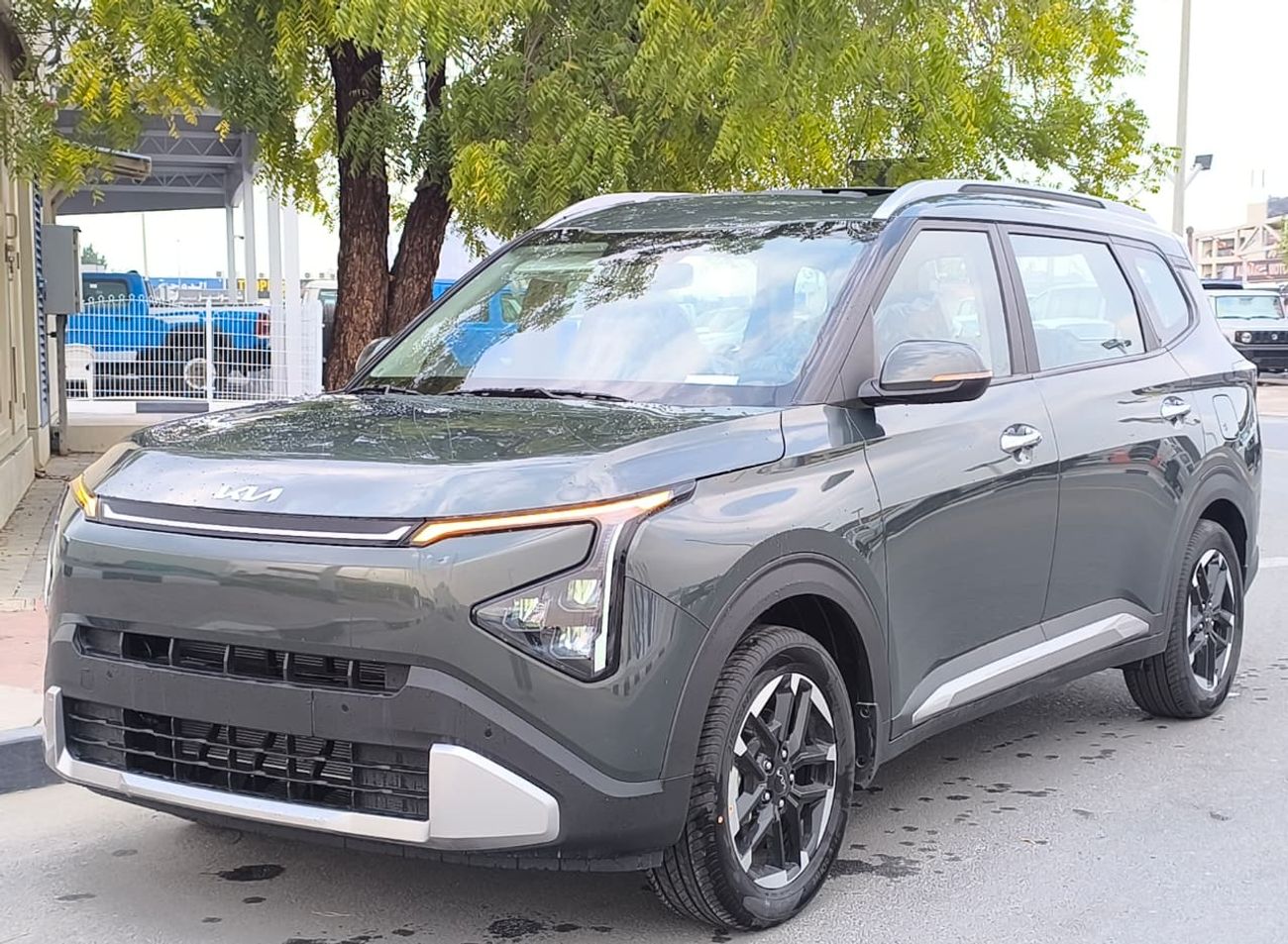 Kia Carens 1.5L Mid Option GCC Specs 7 Seater 2026 Model Brand New