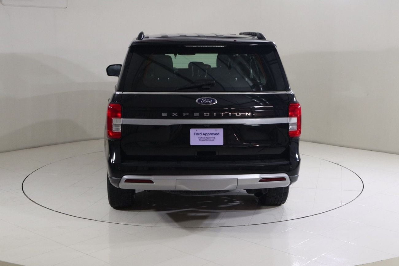 فورد إكسبيديشن XLT XT222 / AL TAYER MOTORS AL QOUZ SHOWROOM
