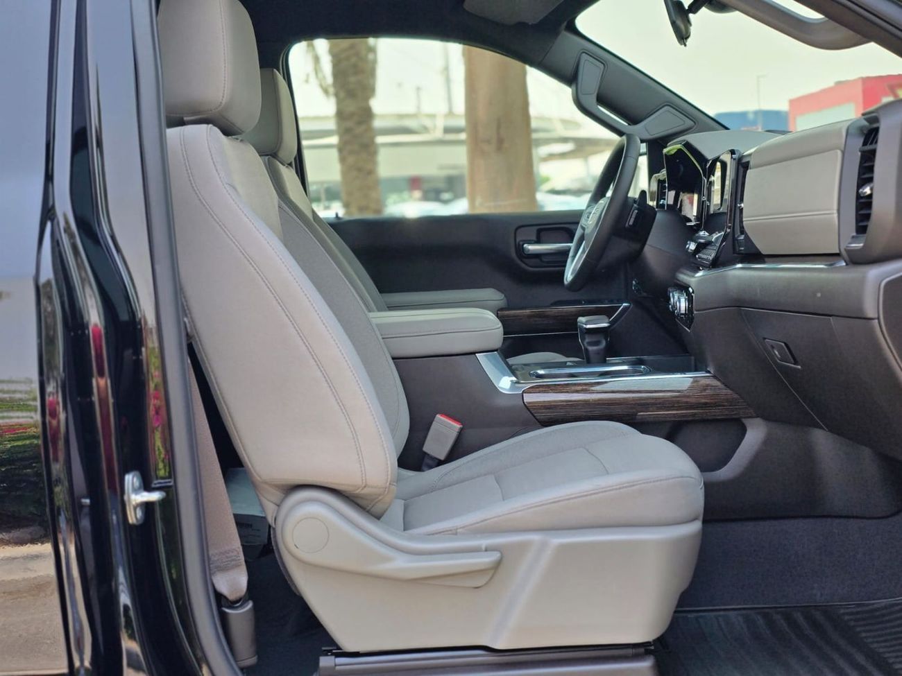 جي أم سي سييرا 5.3L V8 ELEVATION