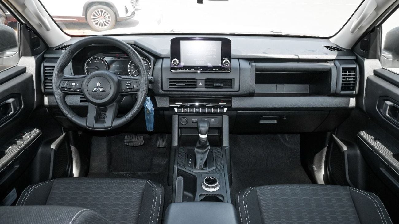ميتسوبيشي L200 GLS GLX Double Cab Diesel A/T 2.4L