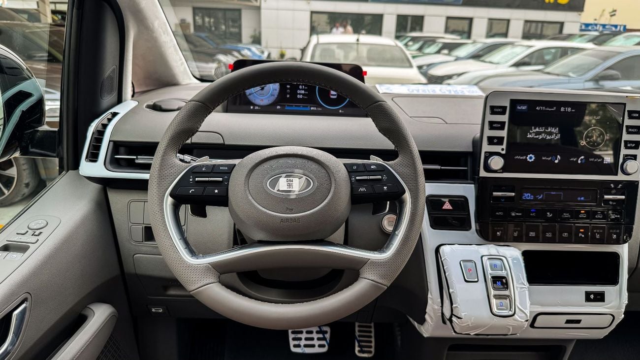 هيونداي ستاريا Premium 9 Seater 3.5L V6 GCC Brand New 2026